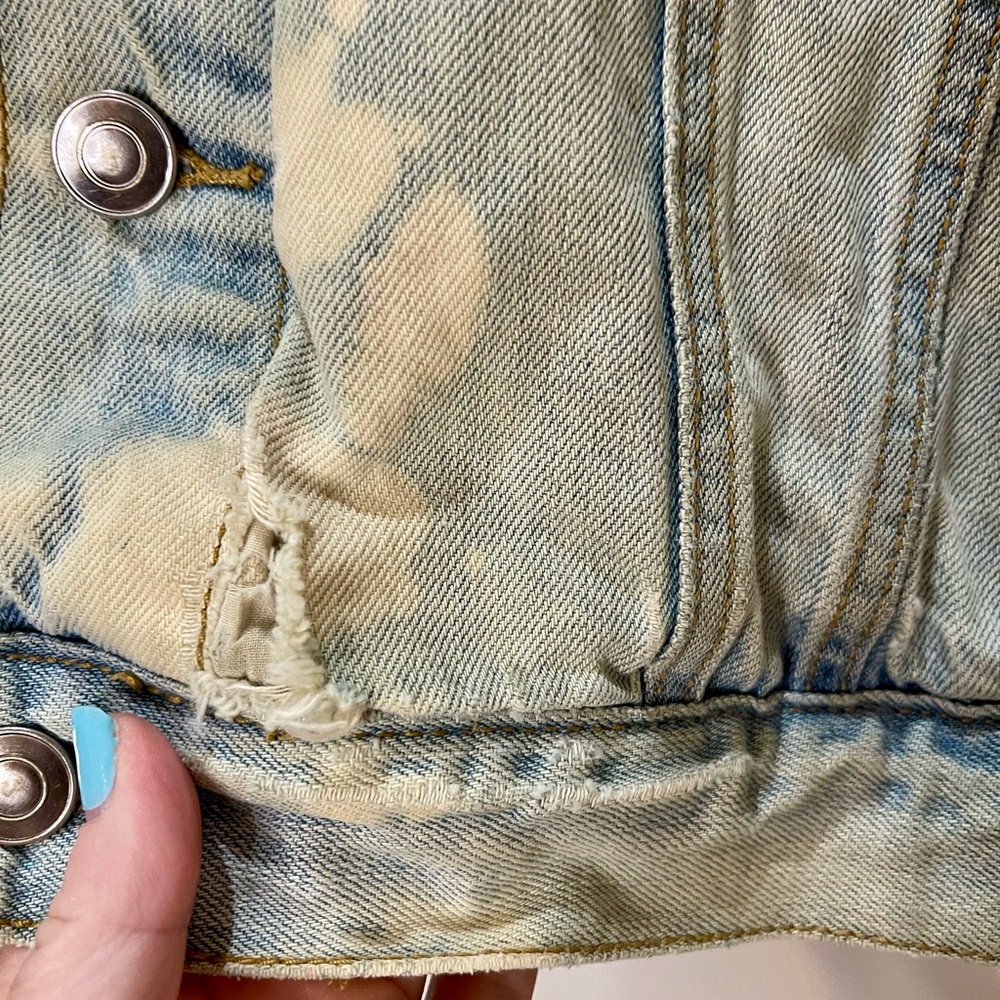 Rare Budweiser Distressed Light Blue Denim Jacket w/Embroidered Tiger Size M/L - Picture 11 of 16